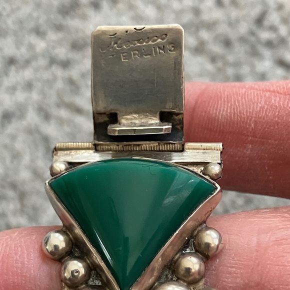Taxco Jewelry - Stunning Large Scale Vintage Taxco Del Rio Style Green and Silver Bracelet
